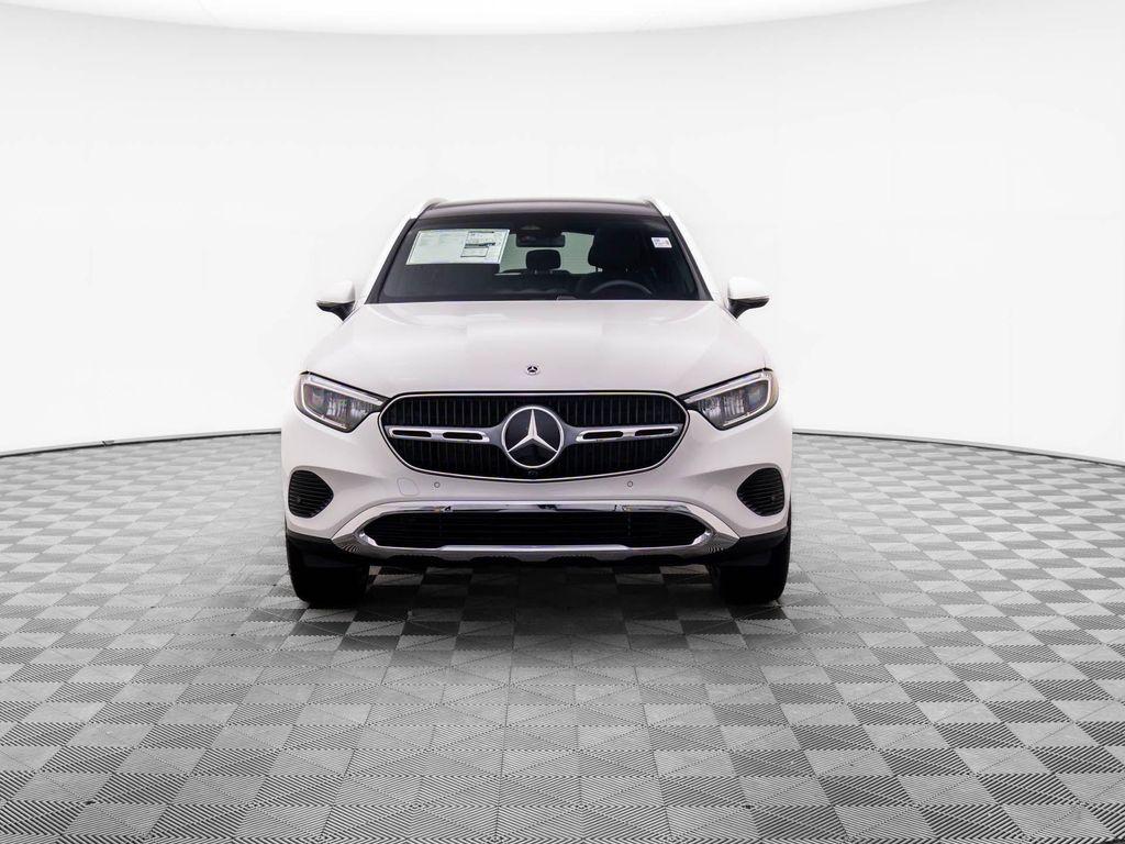 new 2025 Mercedes-Benz GLC 300 car, priced at $55,385