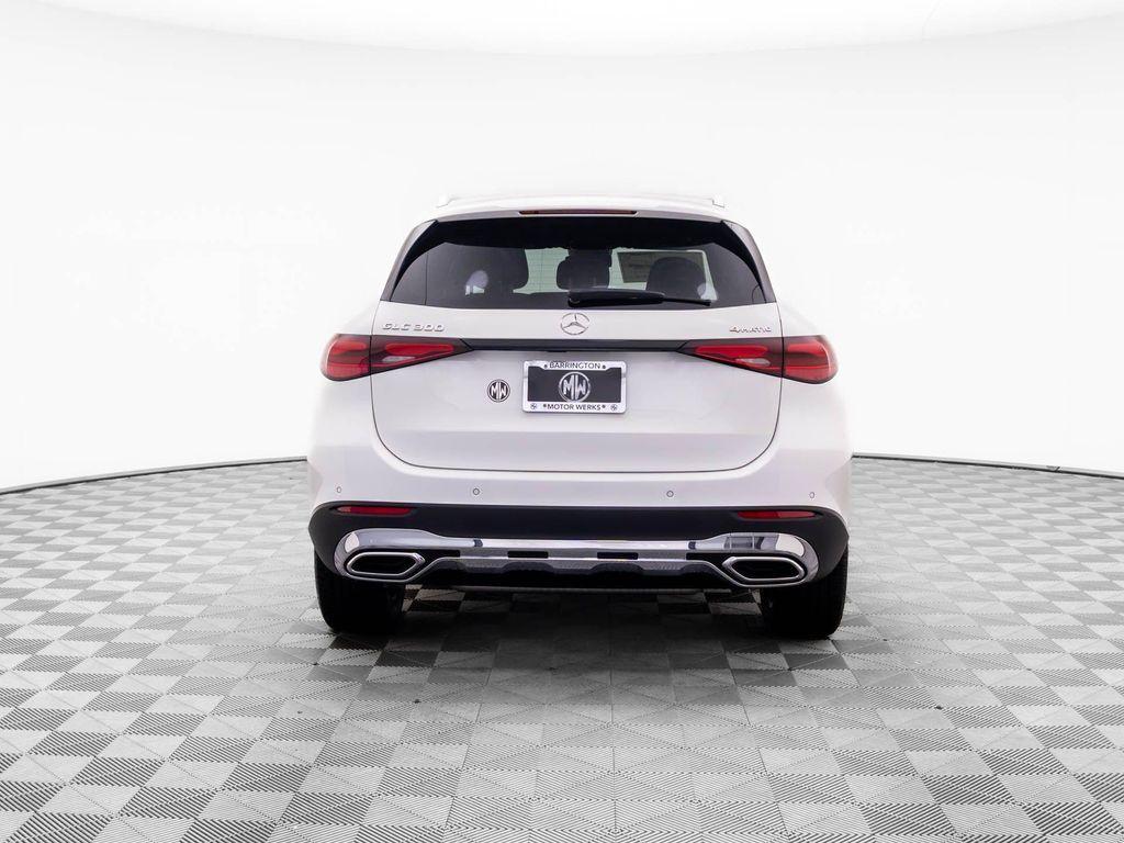new 2025 Mercedes-Benz GLC 300 car, priced at $55,385