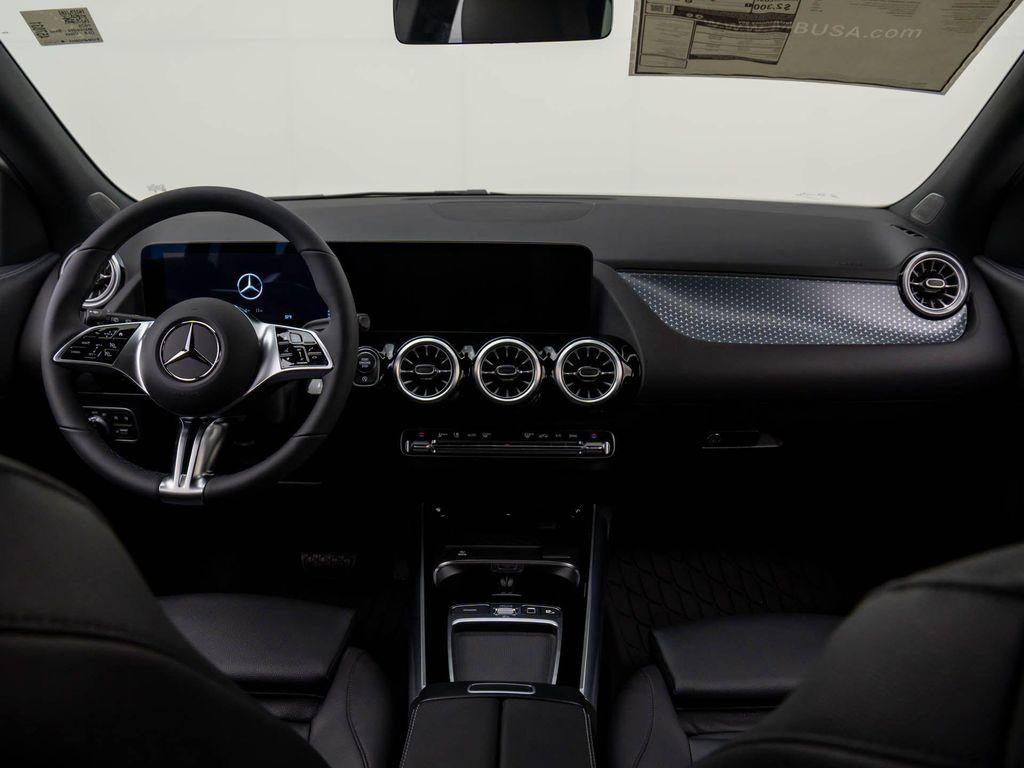 used 2025 Mercedes-Benz GLA 250 car, priced at $39,900