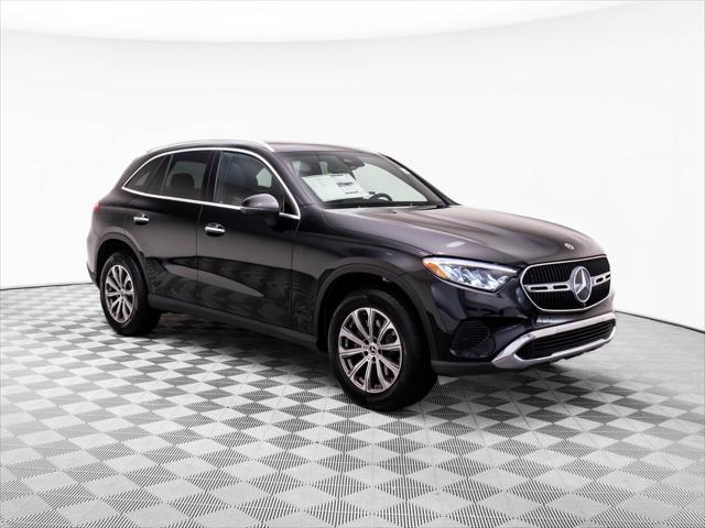 new 2025 Mercedes-Benz GLC 300 car, priced at $57,645
