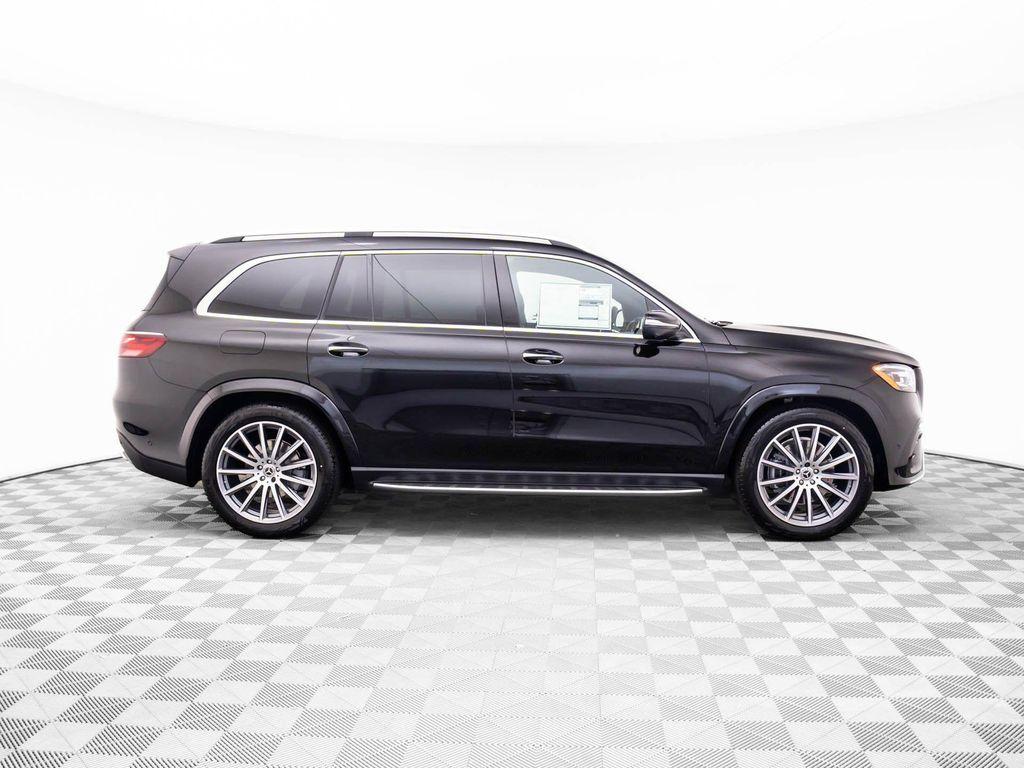 new 2026 Mercedes-Benz GLS 580 car, priced at $111,572
