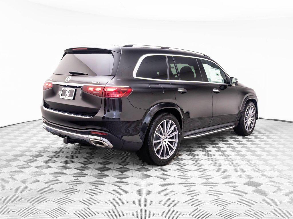 new 2026 Mercedes-Benz GLS 580 car, priced at $111,572