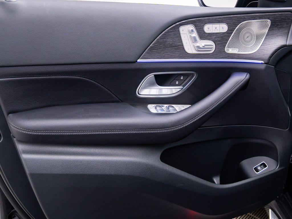 new 2026 Mercedes-Benz GLE 450 car, priced at $83,365