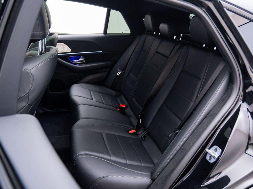 new 2026 Mercedes-Benz GLE 450 car, priced at $83,365