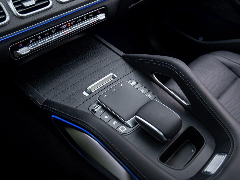 new 2026 Mercedes-Benz GLE 450 car, priced at $83,365