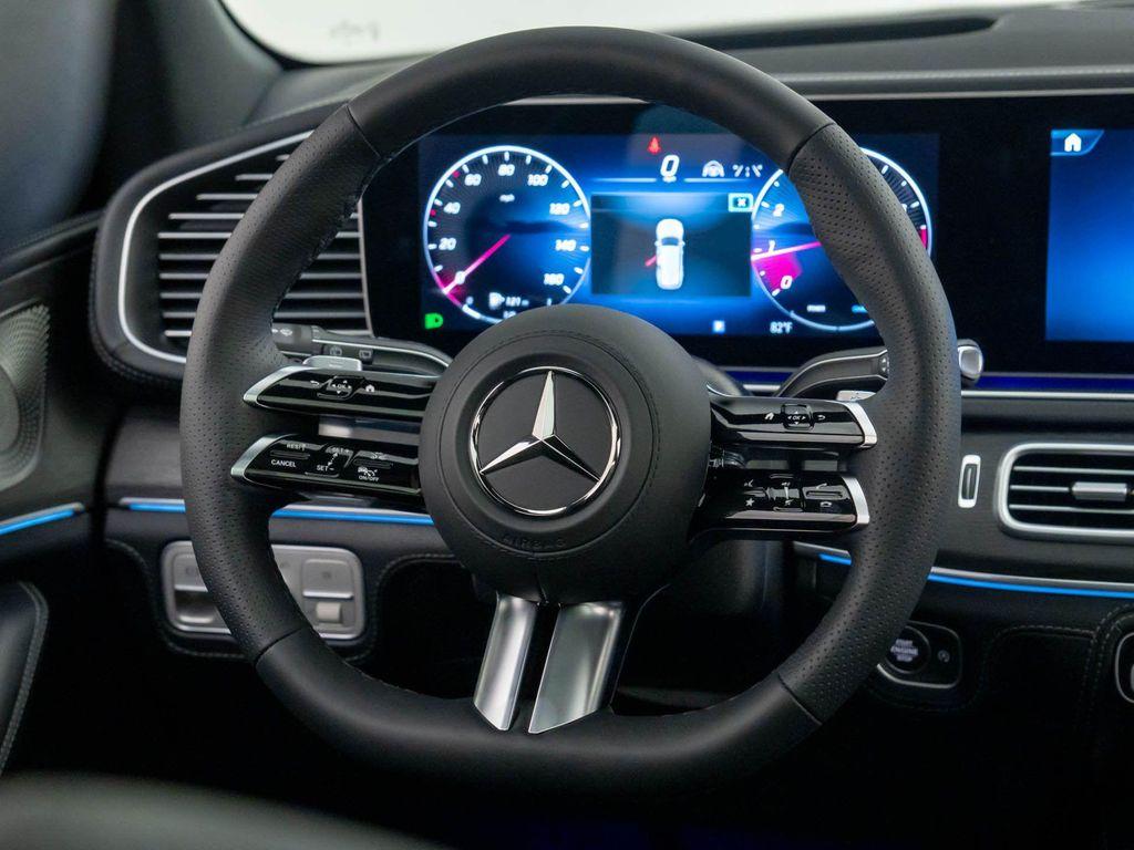 new 2026 Mercedes-Benz GLS 580 car, priced at $112,077