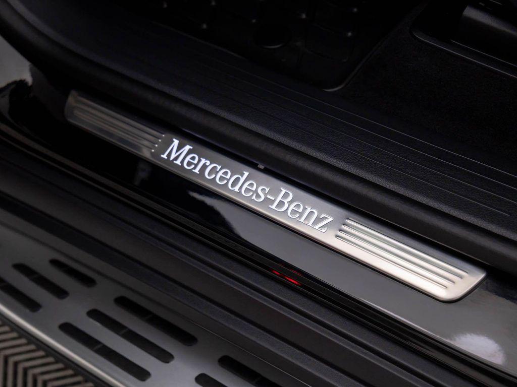 new 2026 Mercedes-Benz GLS 580 car, priced at $112,077