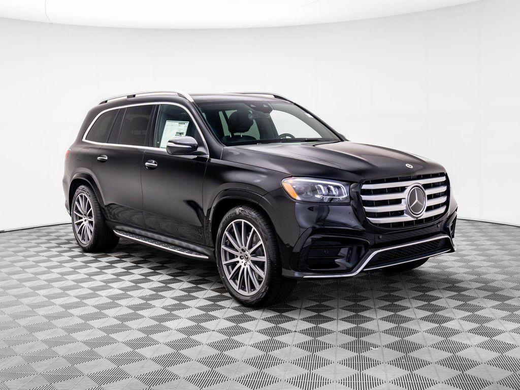 new 2026 Mercedes-Benz GLS 580 car, priced at $112,077