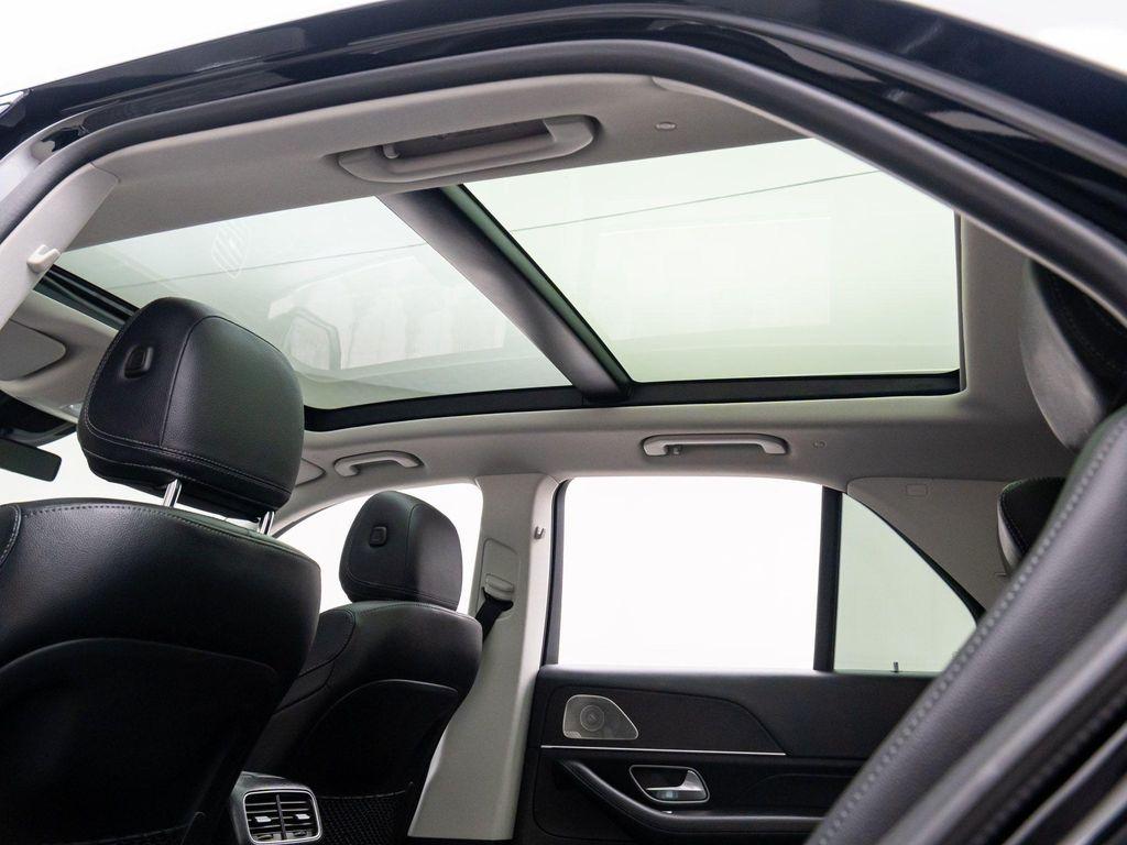 new 2026 Mercedes-Benz GLE 450 car, priced at $80,815