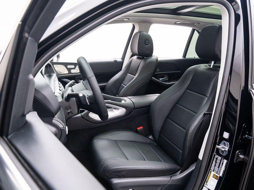 new 2026 Mercedes-Benz GLE 450 car, priced at $80,815