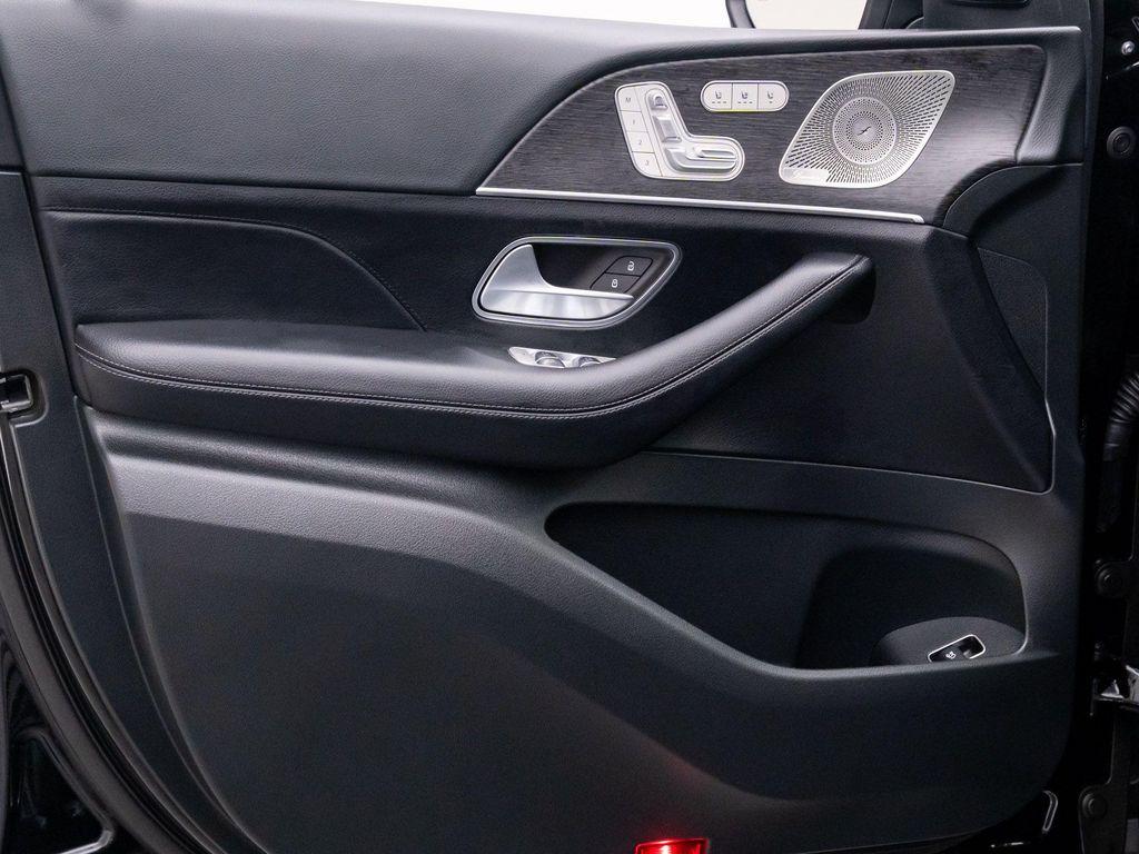 new 2026 Mercedes-Benz GLE 450 car, priced at $80,815