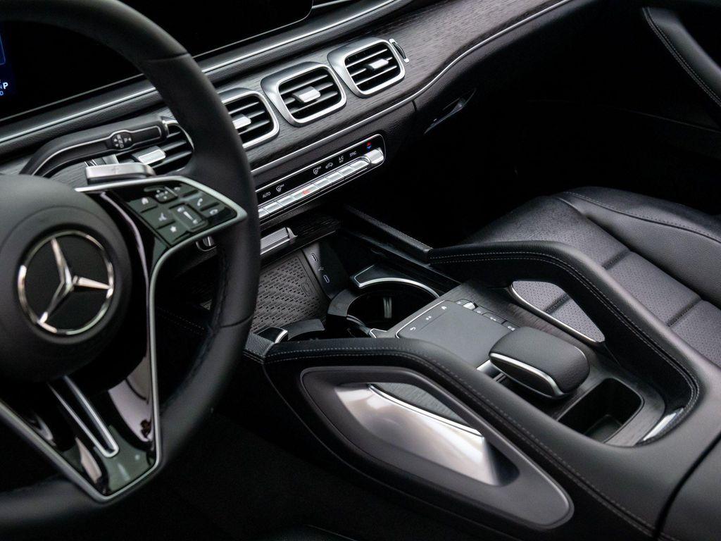 new 2026 Mercedes-Benz GLE 450 car, priced at $80,815