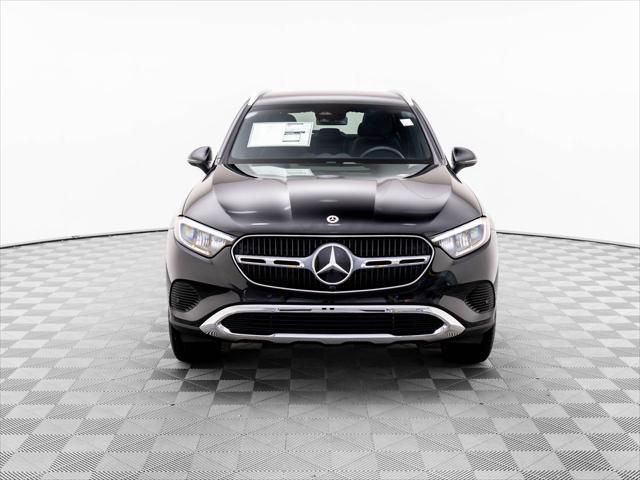 new 2024 Mercedes-Benz GLC 300 car, priced at $57,775