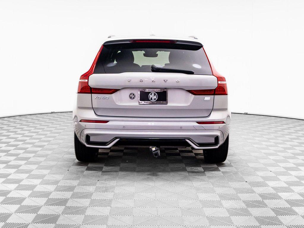 used 2022 Volvo XC60 Recharge Plug-In Hybrid car, priced at $27,000