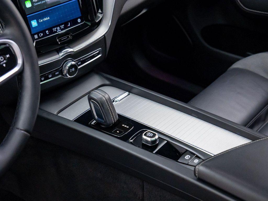 used 2022 Volvo XC60 Recharge Plug-In Hybrid car, priced at $27,000