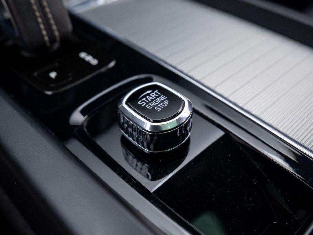 used 2022 Volvo XC60 Recharge Plug-In Hybrid car, priced at $27,000