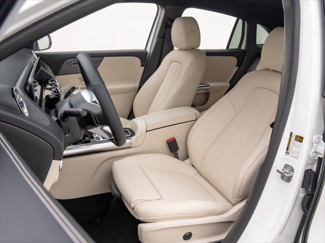 new 2025 Mercedes-Benz GLA 250 car, priced at $47,295