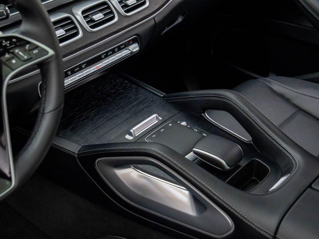 new 2026 Mercedes-Benz GLE 350 car, priced at $75,000