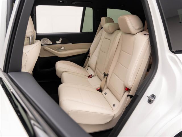 new 2025 Mercedes-Benz GLS 450 car, priced at $97,430