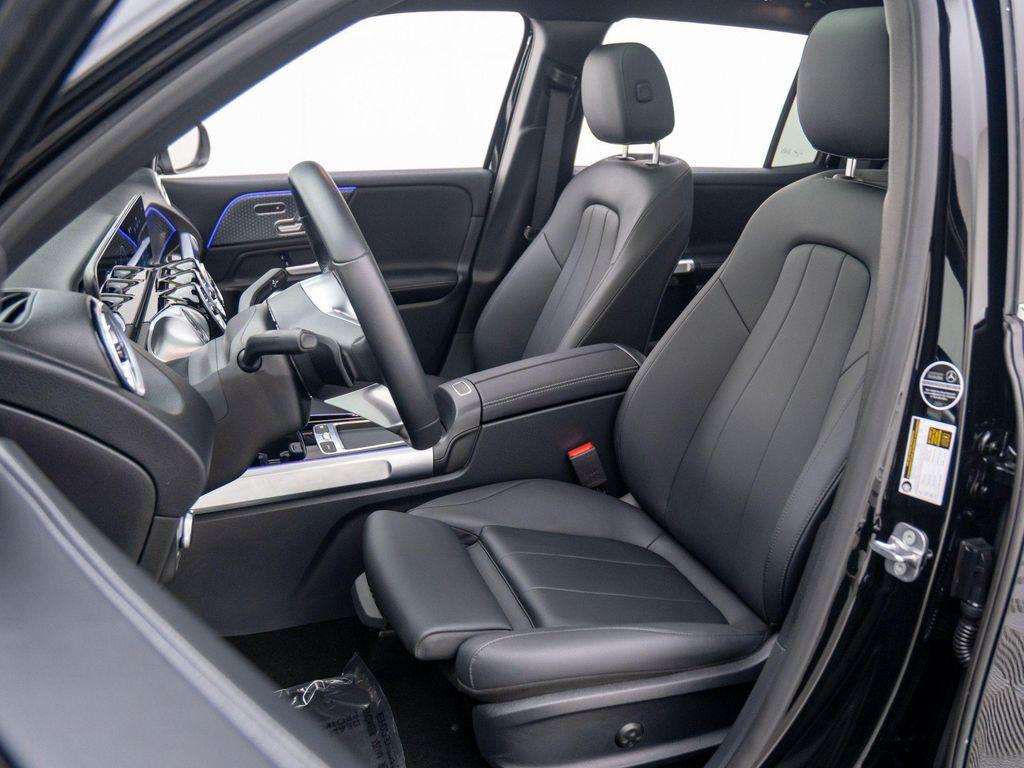 used 2024 Mercedes-Benz GLB 250 car, priced at $42,000