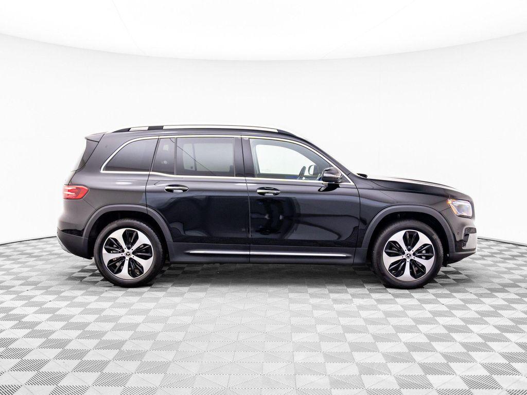 used 2024 Mercedes-Benz GLB 250 car, priced at $42,000