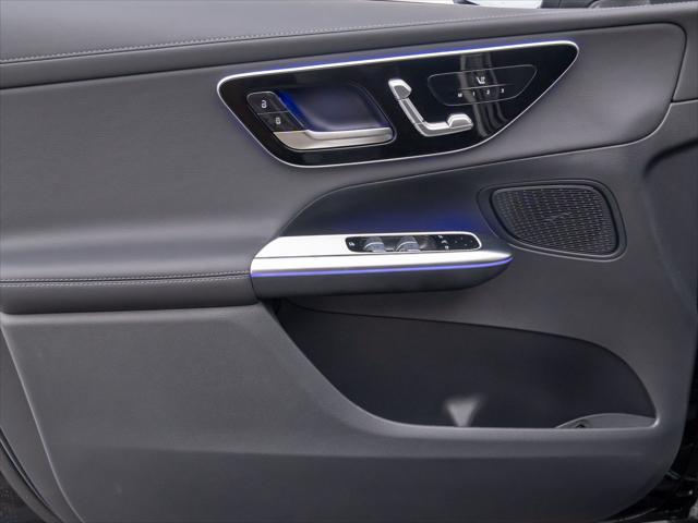 new 2025 Mercedes-Benz GLC 300 car, priced at $64,085