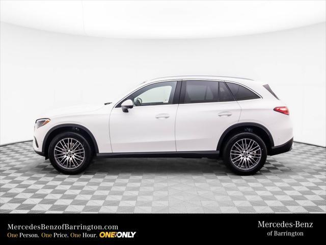 new 2025 Mercedes-Benz GLC 300 car, priced at $57,965