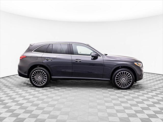 new 2025 Mercedes-Benz GLC 300 car, priced at $58,065