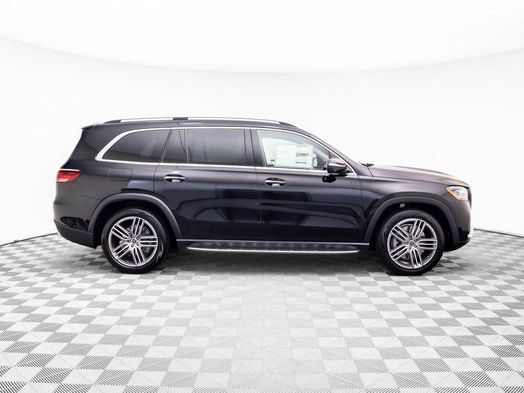 new 2026 Mercedes-Benz GLS 450 car, priced at $93,615