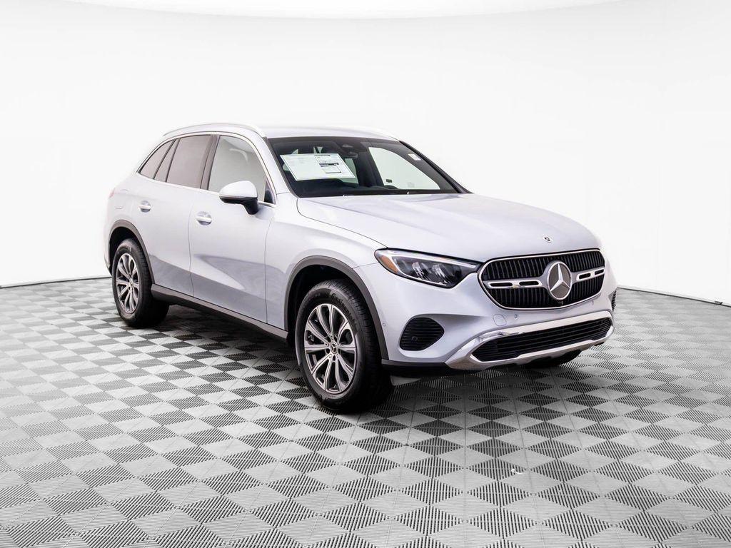 new 2026 Mercedes-Benz GLC 300 car, priced at $51,668