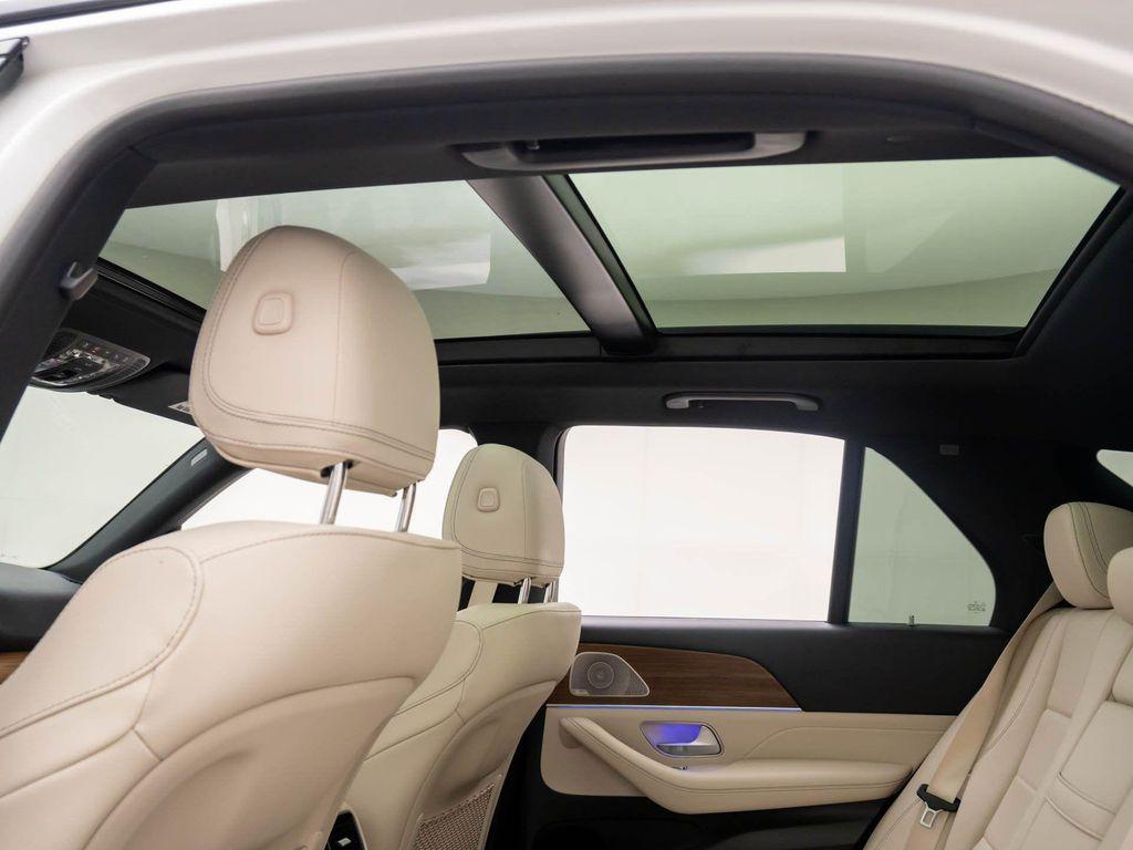 new 2026 Mercedes-Benz GLE 450 car, priced at $81,615