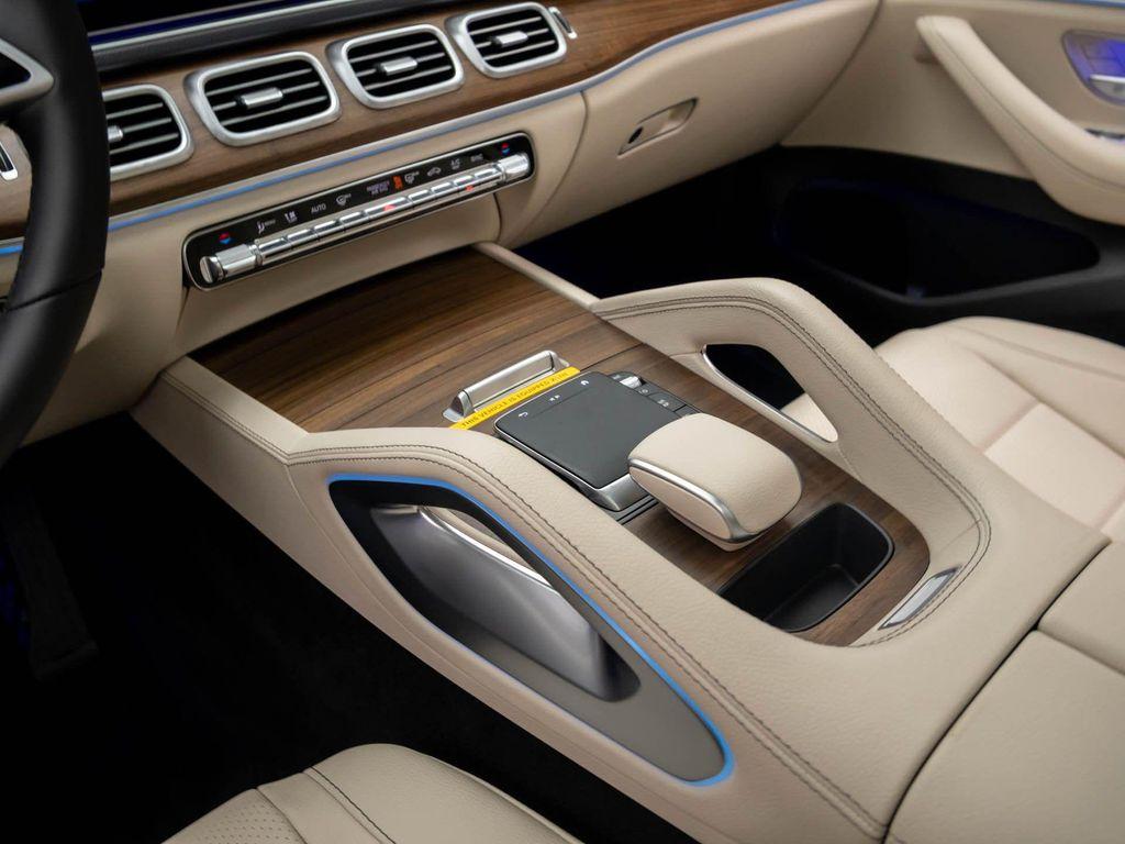 new 2026 Mercedes-Benz GLE 450 car, priced at $81,615