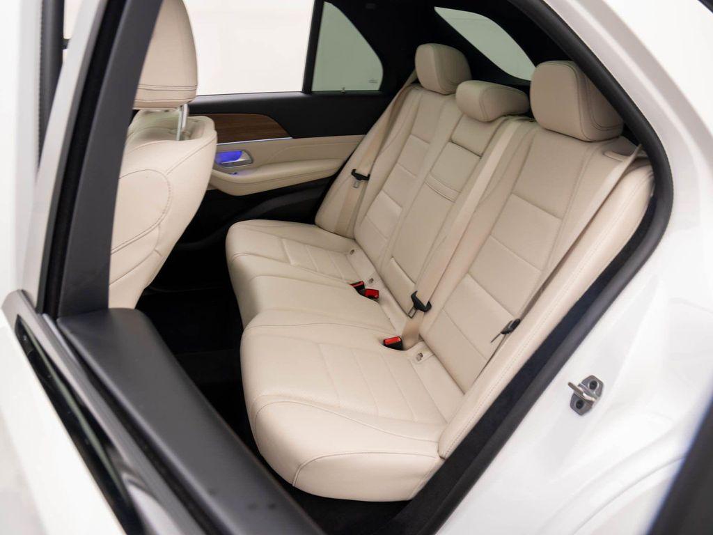 new 2026 Mercedes-Benz GLE 450 car, priced at $81,615