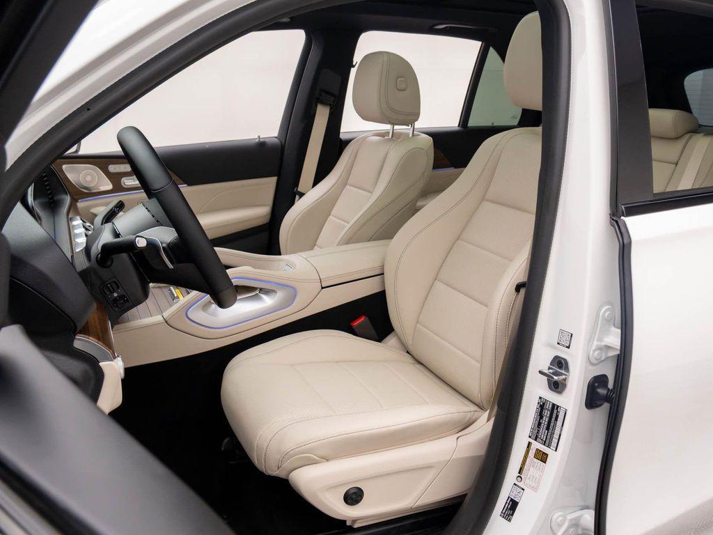 new 2026 Mercedes-Benz GLE 450 car, priced at $81,615