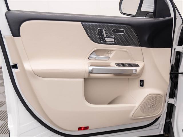 new 2025 Mercedes-Benz GLB 250 car, priced at $51,095