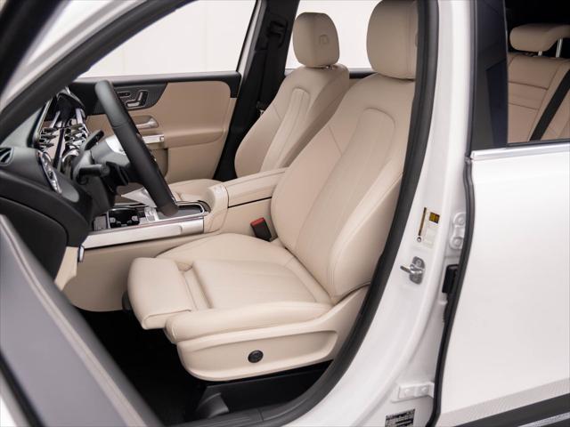 new 2025 Mercedes-Benz GLB 250 car, priced at $51,095