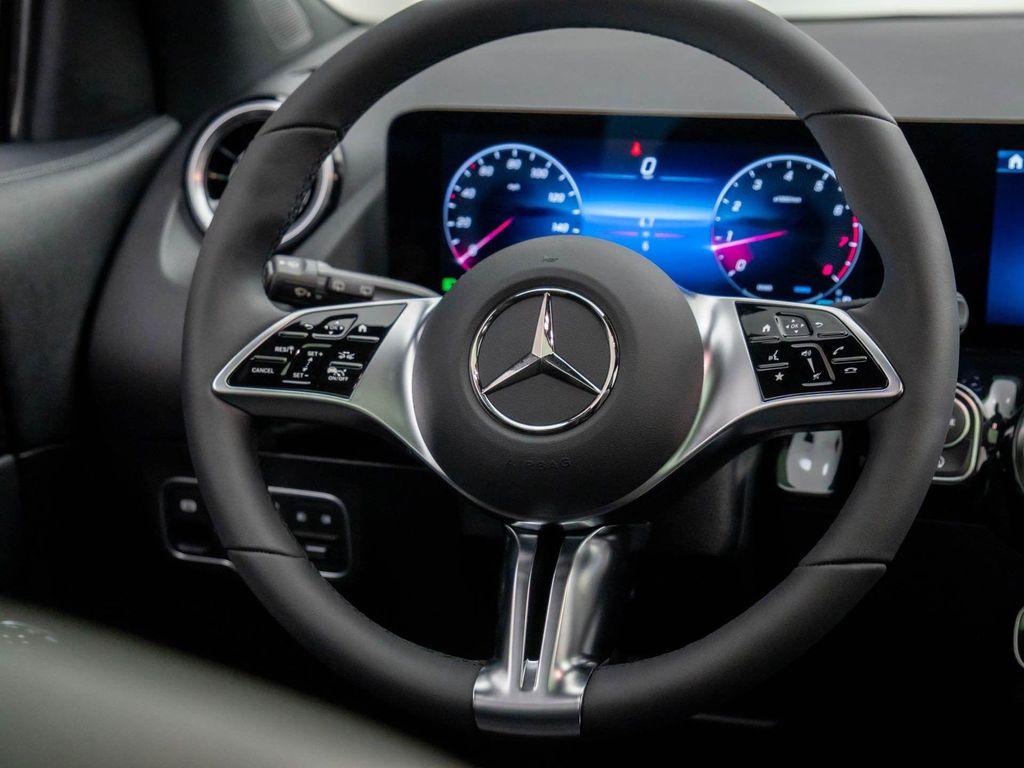 new 2026 Mercedes-Benz GLA 250 car, priced at $43,347
