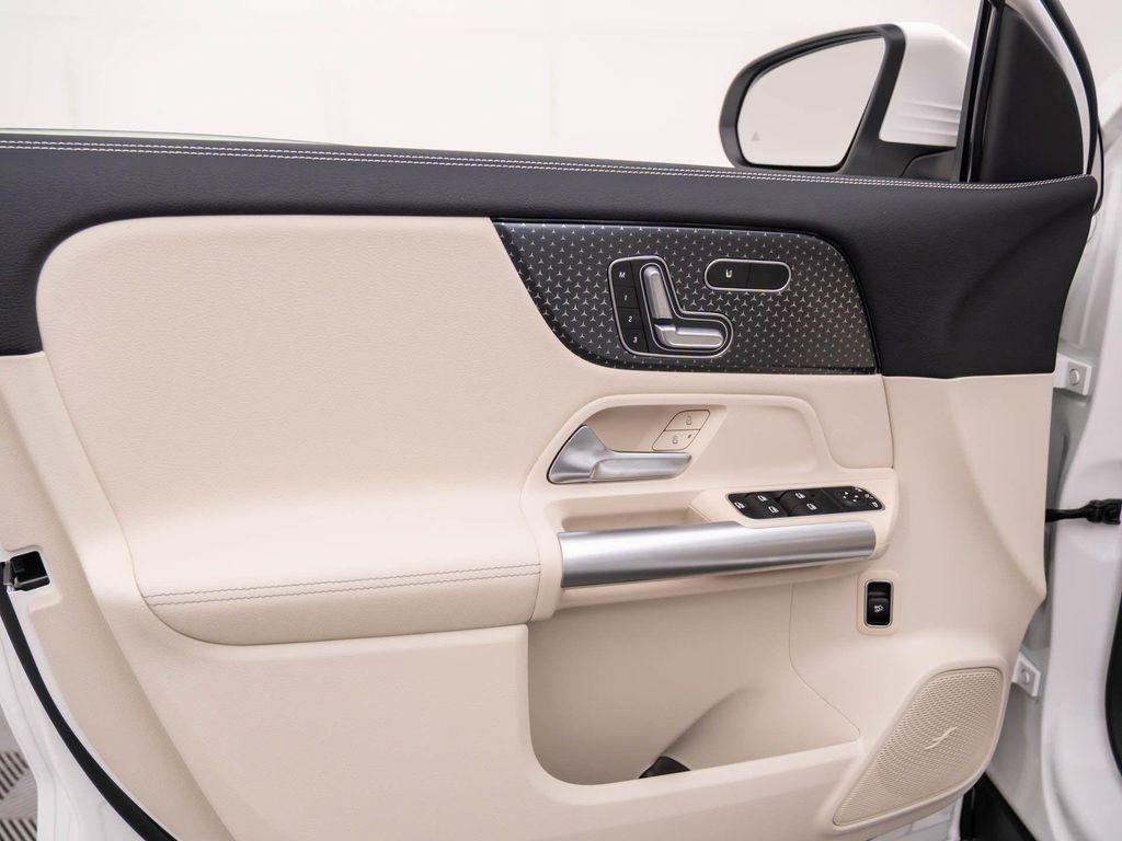 new 2026 Mercedes-Benz GLA 250 car, priced at $48,790