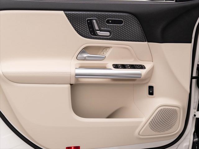 used 2025 Mercedes-Benz GLA 250 car, priced at $43,000