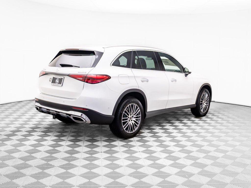 new 2026 Mercedes-Benz GLC 300 car, priced at $60,670