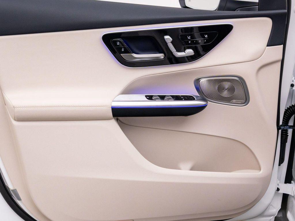 new 2026 Mercedes-Benz GLC 300 car, priced at $60,670