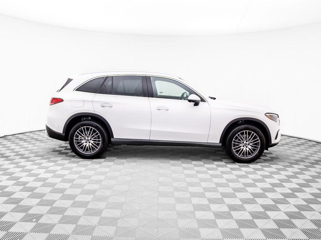 new 2026 Mercedes-Benz GLC 300 car, priced at $60,670
