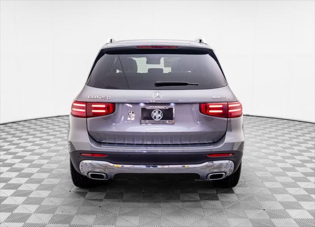 new 2025 Mercedes-Benz GLB 250 car, priced at $53,295