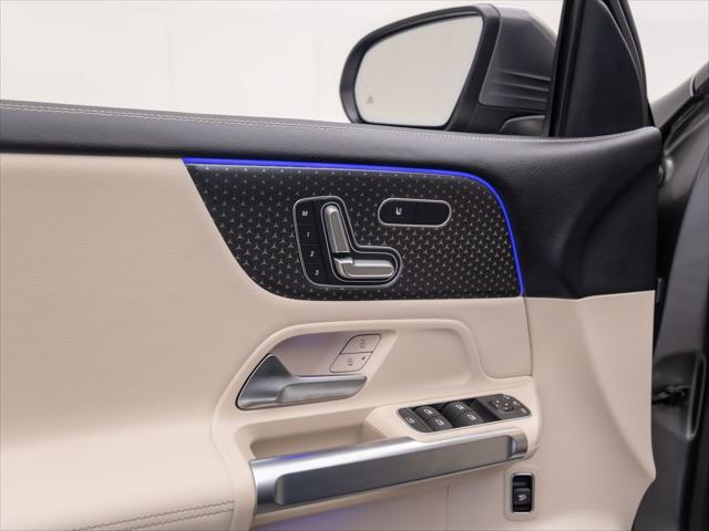 new 2025 Mercedes-Benz GLB 250 car, priced at $53,295