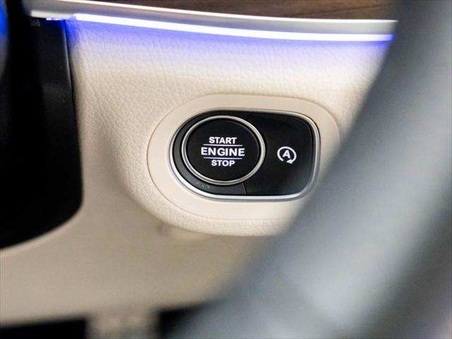 new 2025 Mercedes-Benz GLS 450 car