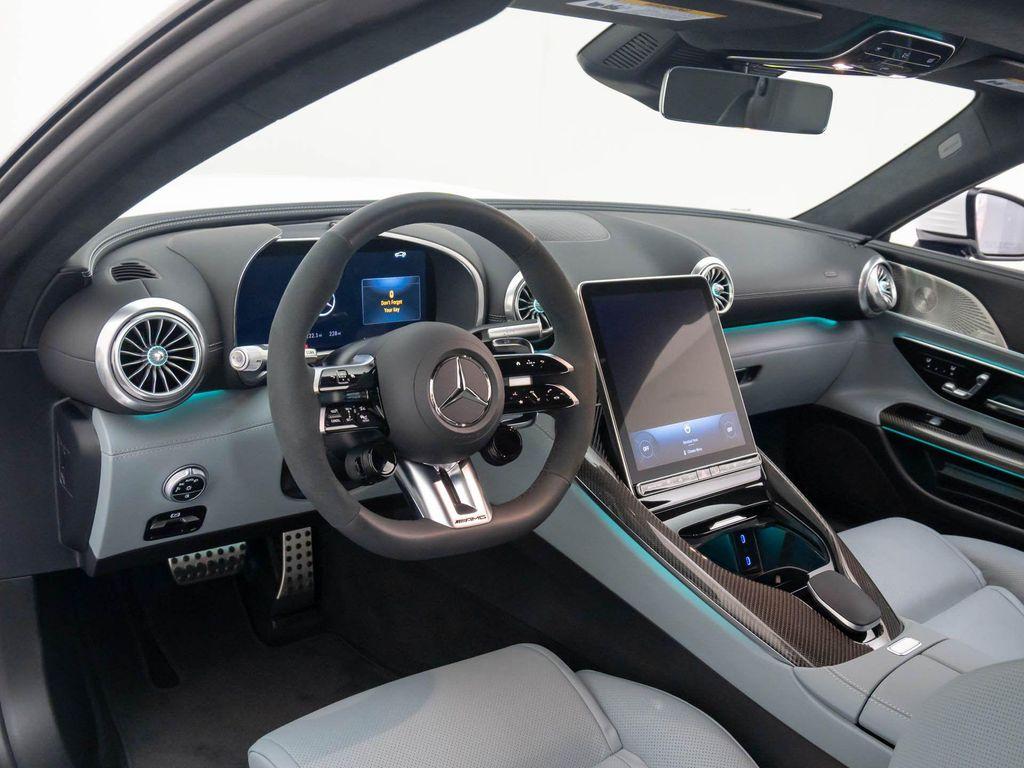 new 2025 Mercedes-Benz AMG SL 43 car, priced at $117,268