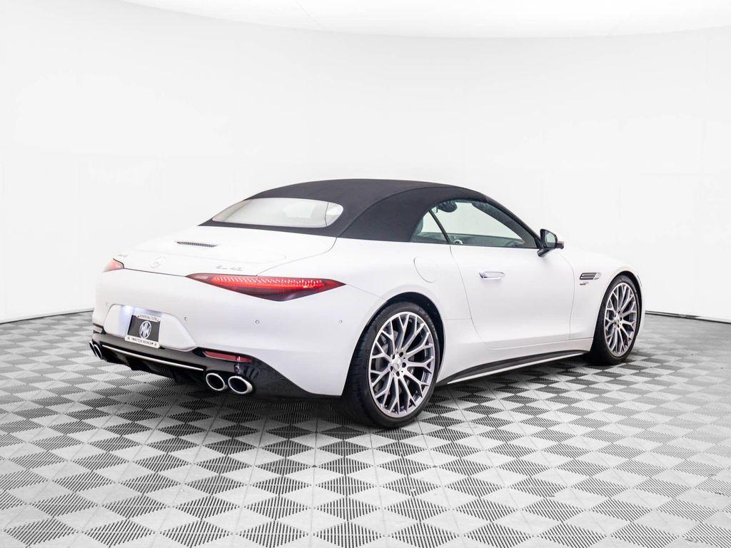 new 2025 Mercedes-Benz AMG SL 43 car, priced at $117,268