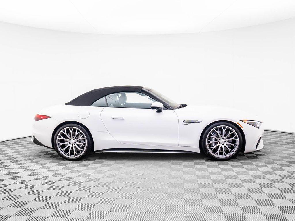new 2025 Mercedes-Benz AMG SL 43 car, priced at $117,268