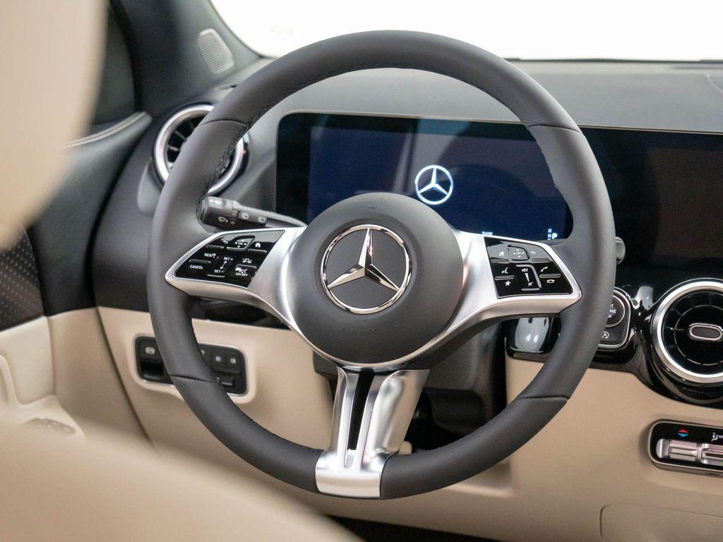 new 2026 Mercedes-Benz GLA 250 car, priced at $43,725