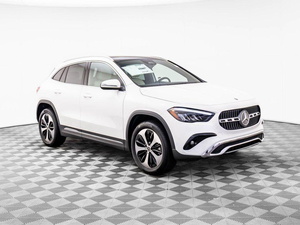 new 2026 Mercedes-Benz GLA 250 car, priced at $43,725